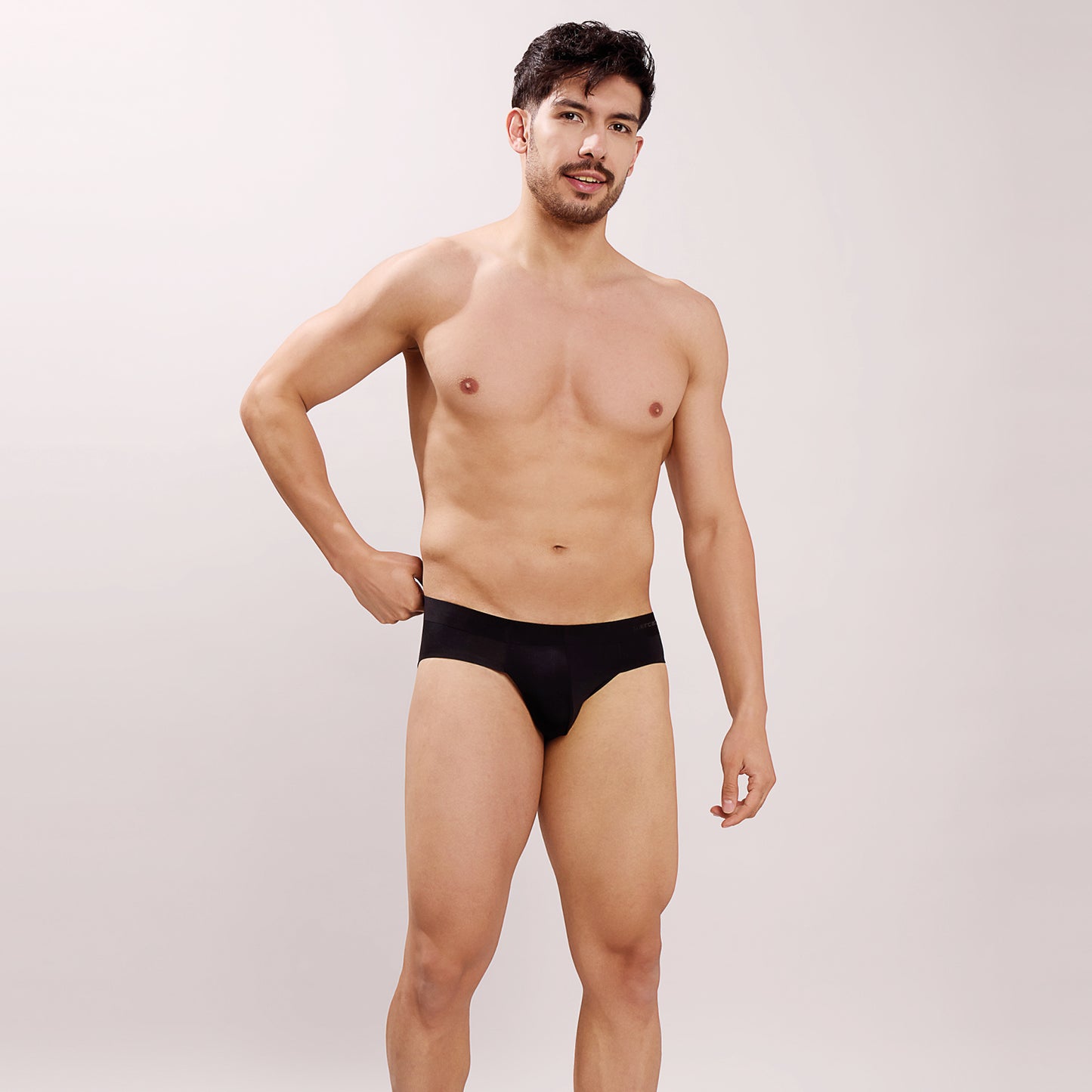 Seamless Ultra-Soft Fit – Modal Spandex Brief – M109– Black