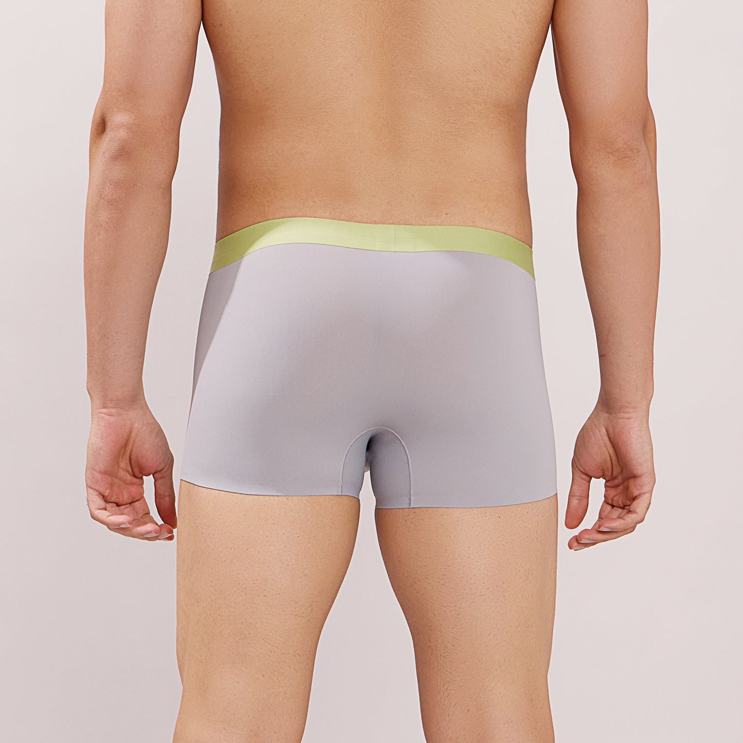 Seamless Ultra-Stretch Comfort – Microfiber Nylon Spandex Trunk – M122 – Light Grey