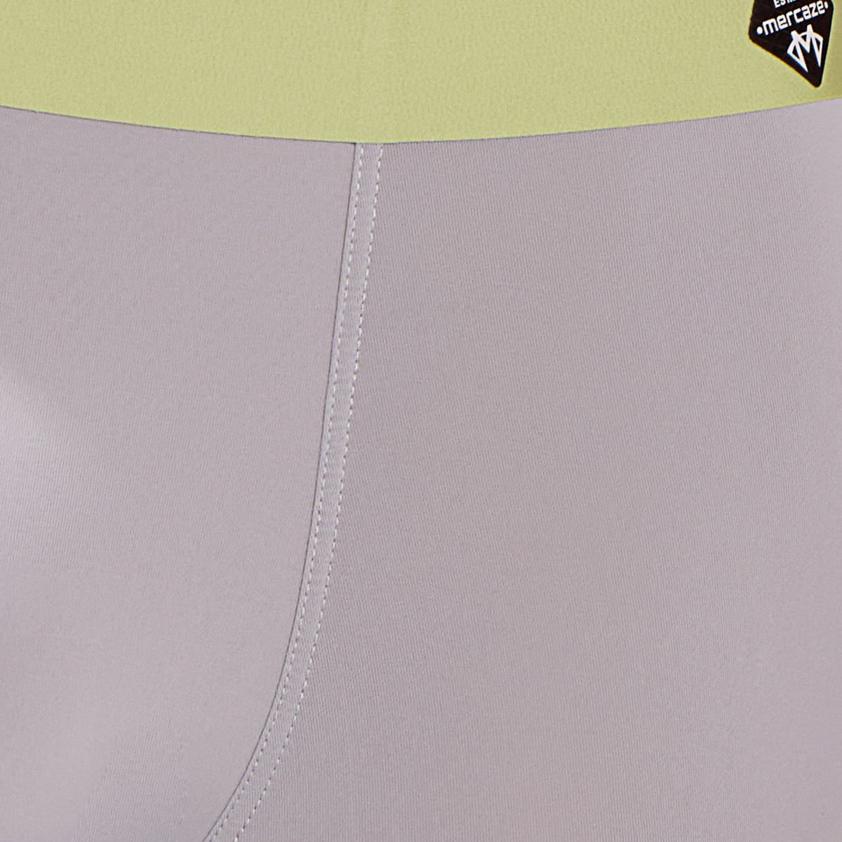Seamless Ultra-Stretch Comfort – Microfiber Nylon Spandex Trunk – M122 – Light Grey